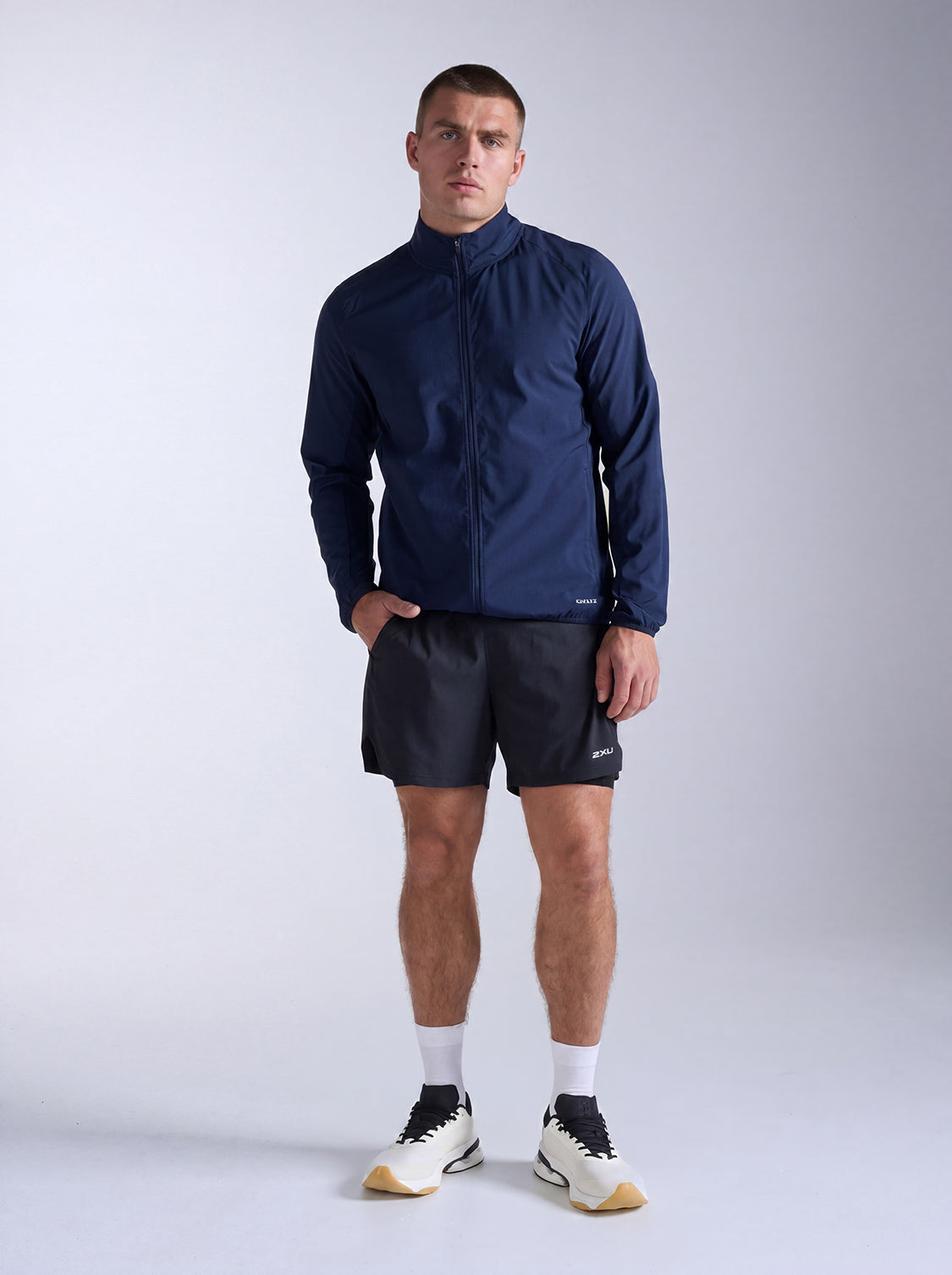 2xu-aero-jacket-laufjacke-midnight-herren-wasserdicht image 4