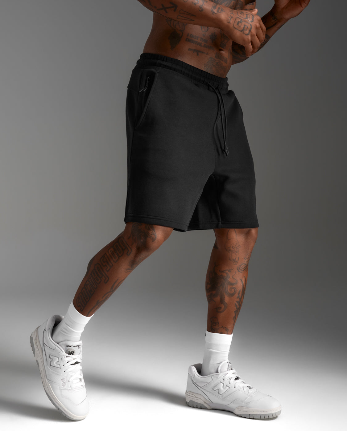2xu-24-7-commute-spacer-shorts-herren-black-black image 2