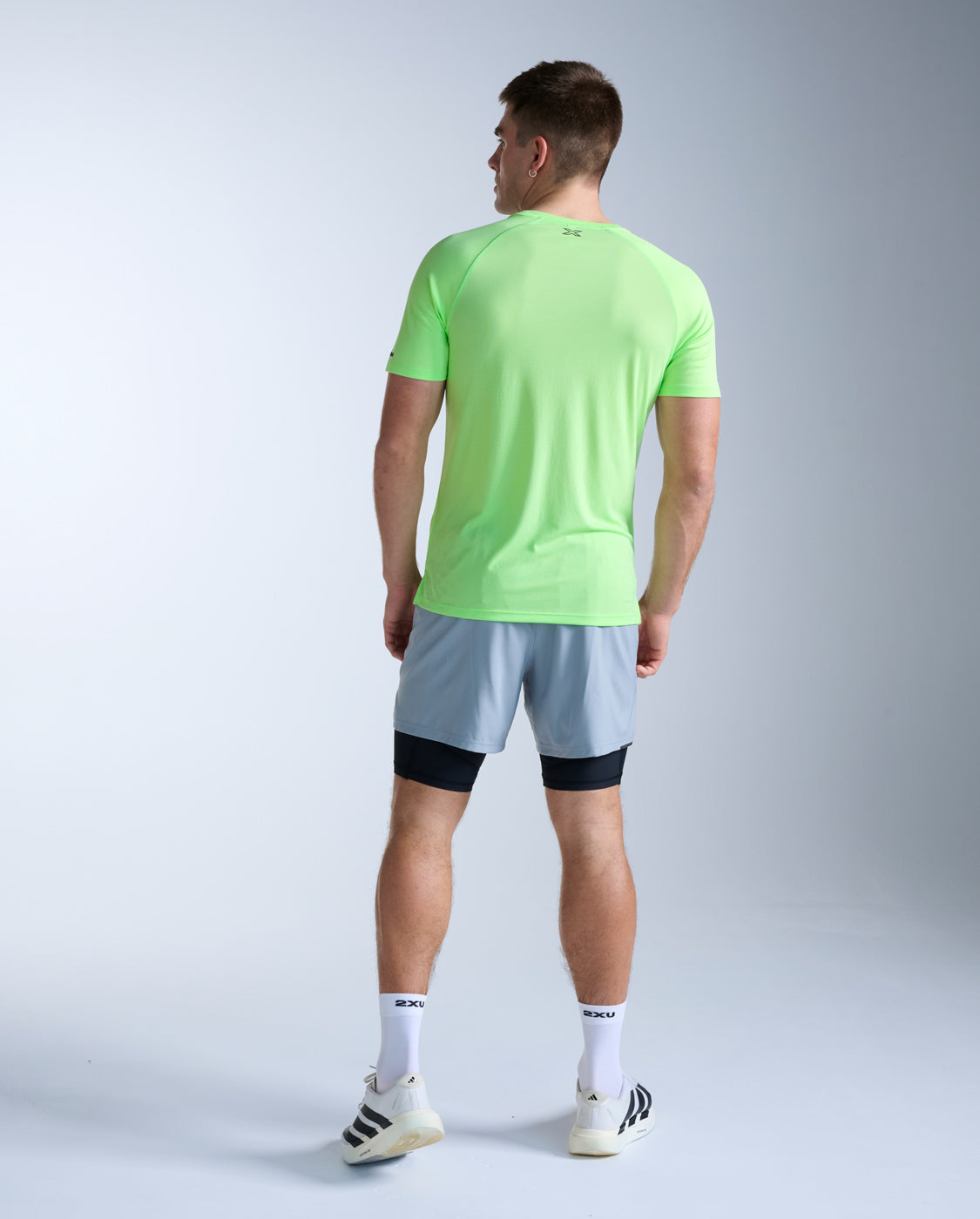 2xu-aero-tee-t-shirt-kurzarm-herren-lime-zest image 8