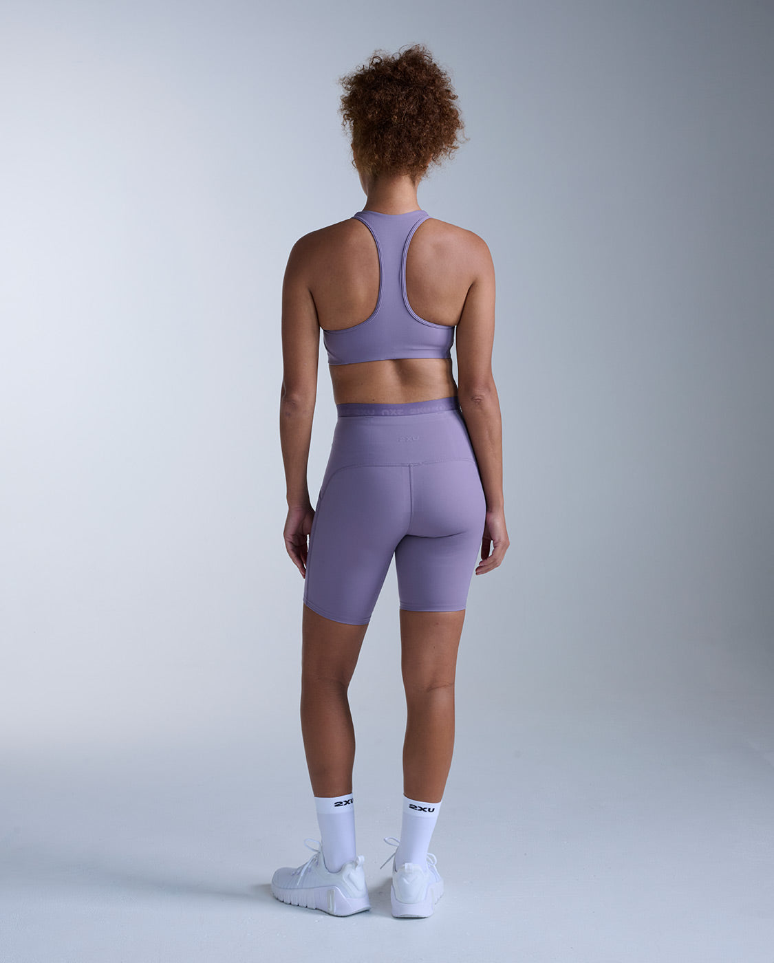 2xu-form-racerback-sport-bh-damen-dusted-grape image 8