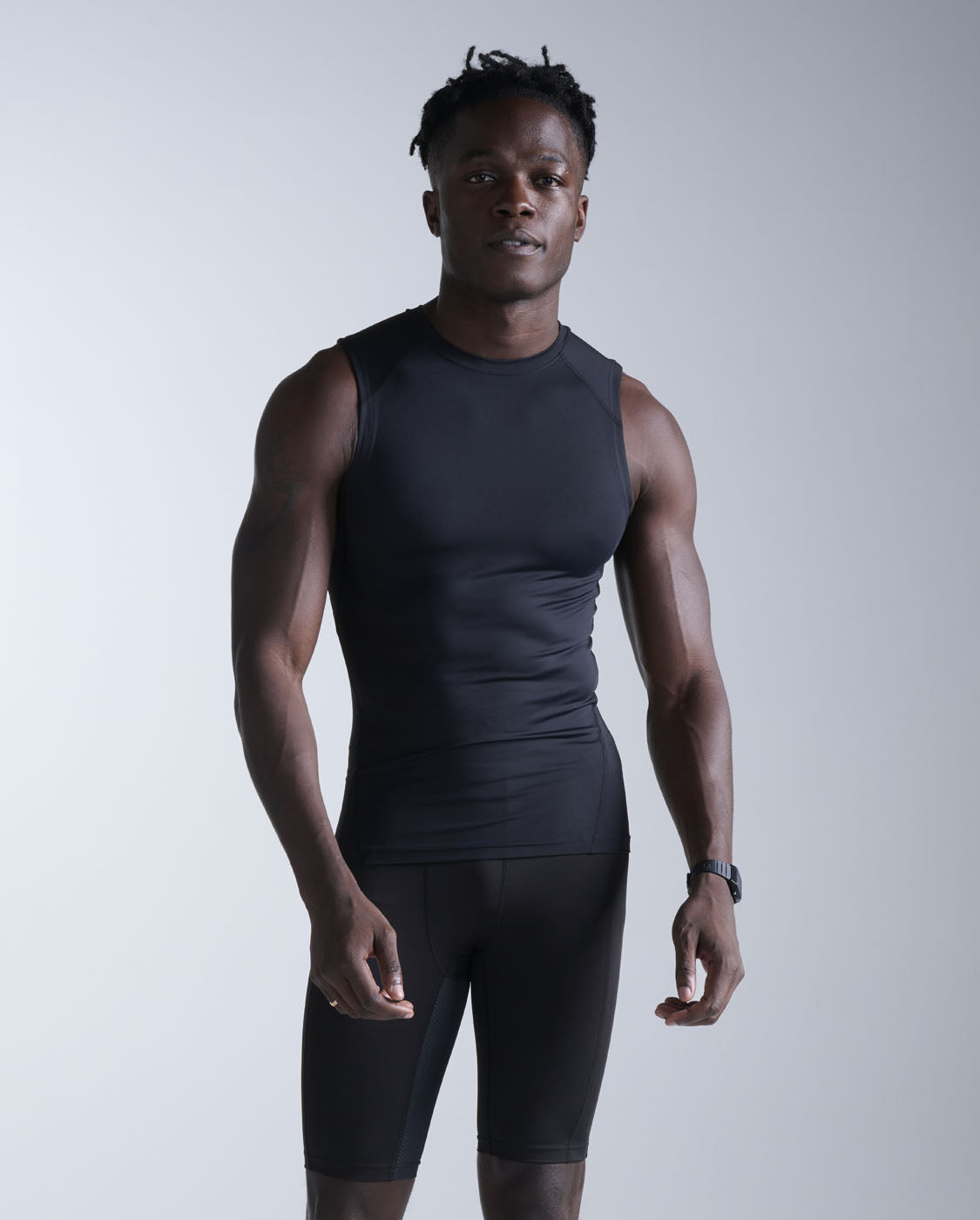 2xu-core-compression-sleeveless-top-herren-schwarz image 1