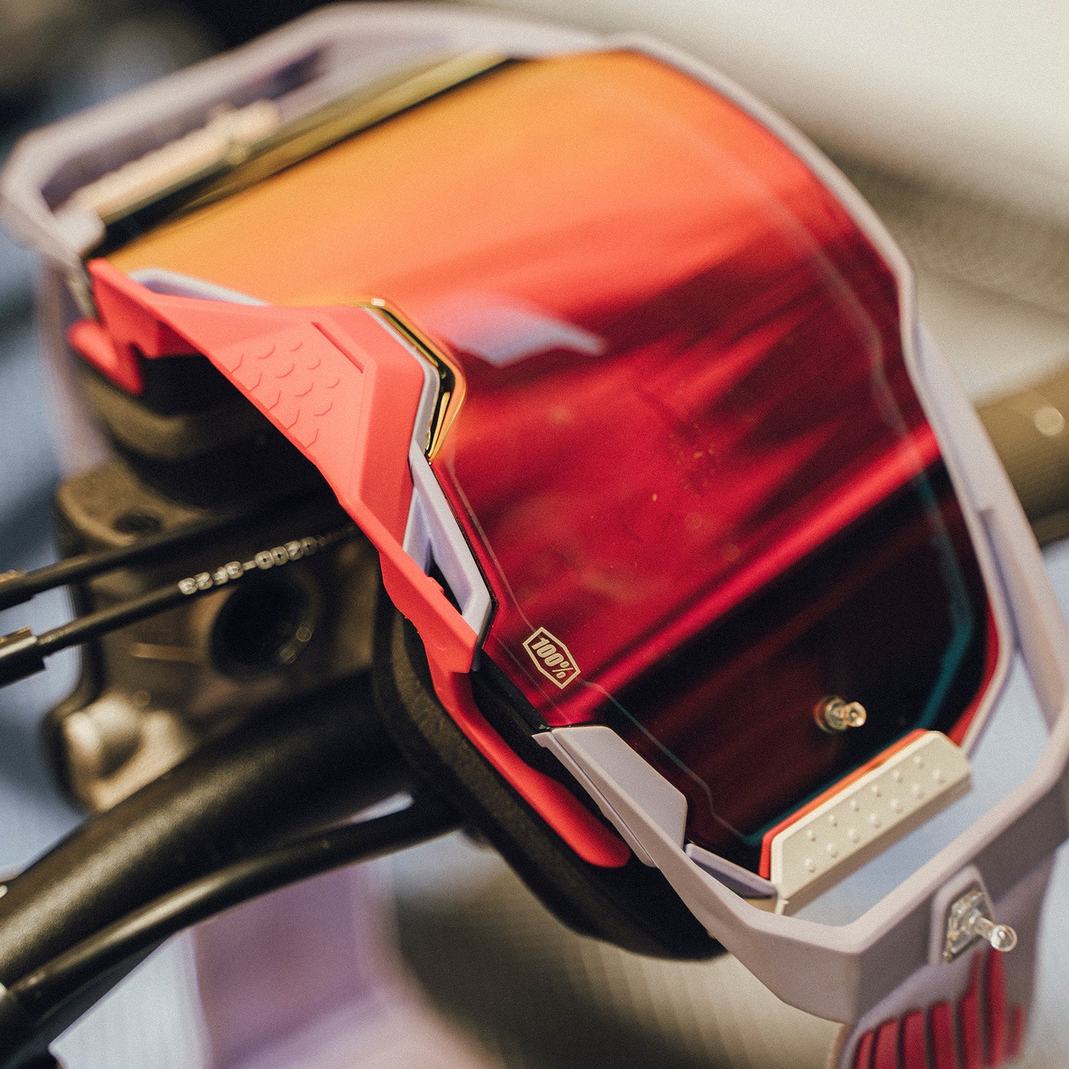 100-armega-fausto-motocross-brille-rote-linse-hiper image 3