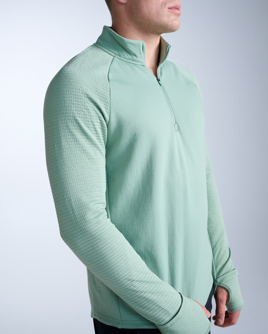2xu-ignition-haptic-1-4-zip-laufshirt-eucalyptus-black image 2
