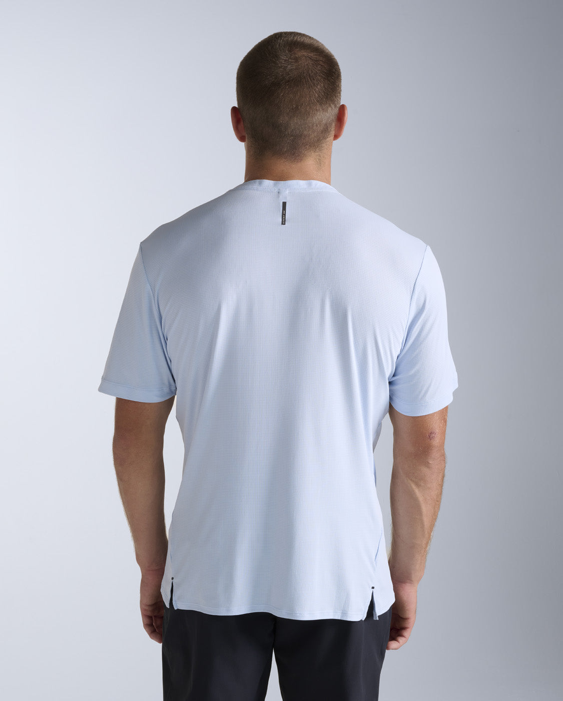 2xu-aero-trail-tee-laufshirt-bay-herren image 7