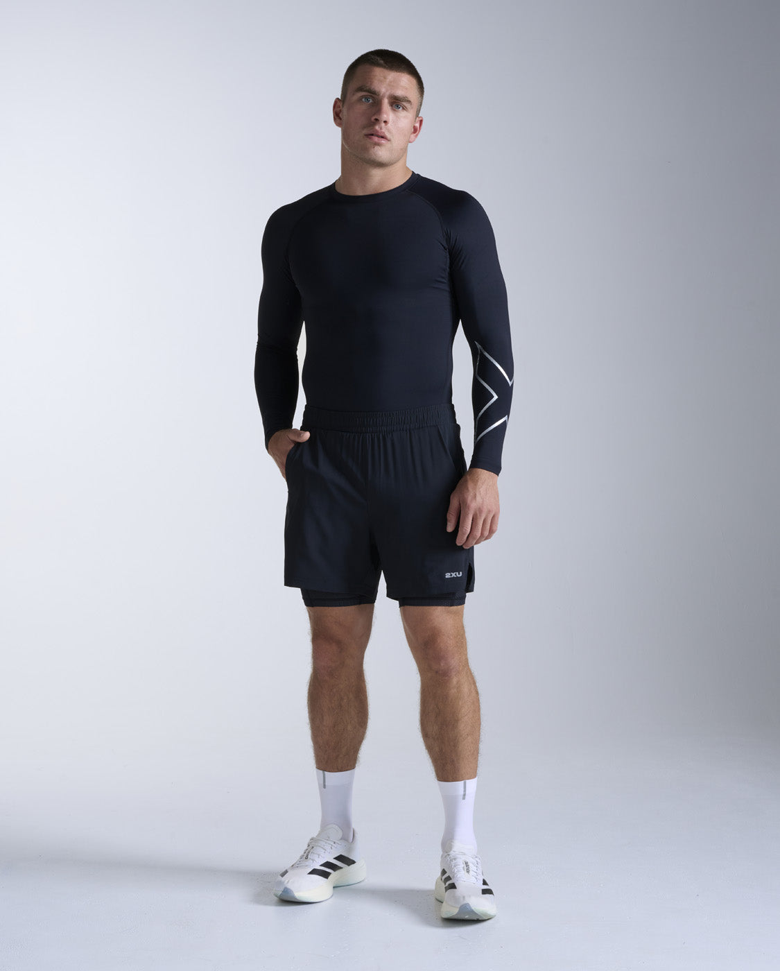 2xu-core-compression-langarm-shirt-black-herren image 6