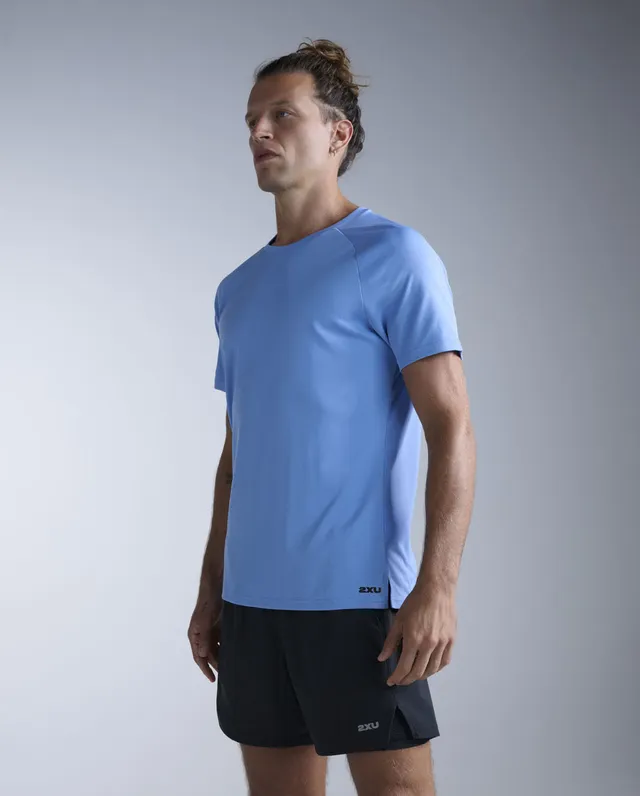 2xu-aero-tee-laufshirt-herren-silverlake-blue image 1