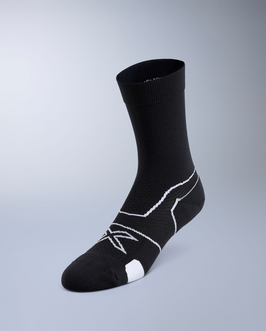 2xu-vectr-cushion-crew-laufsocken-schwarz-wei image 1