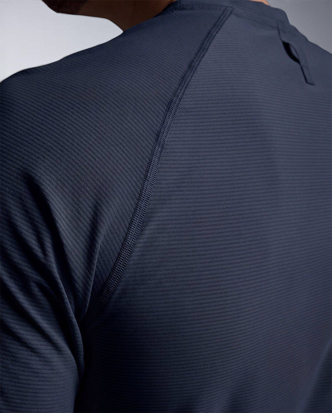 2xu-force-tech-tee-herren-midnight image 7
