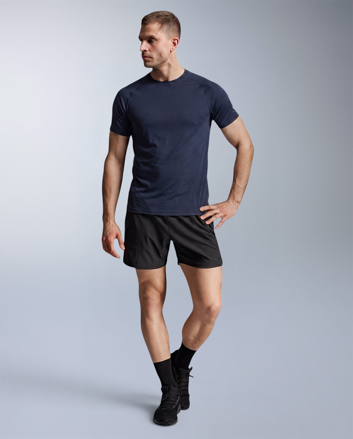 2xu-force-tech-tee-herren-midnight image 3
