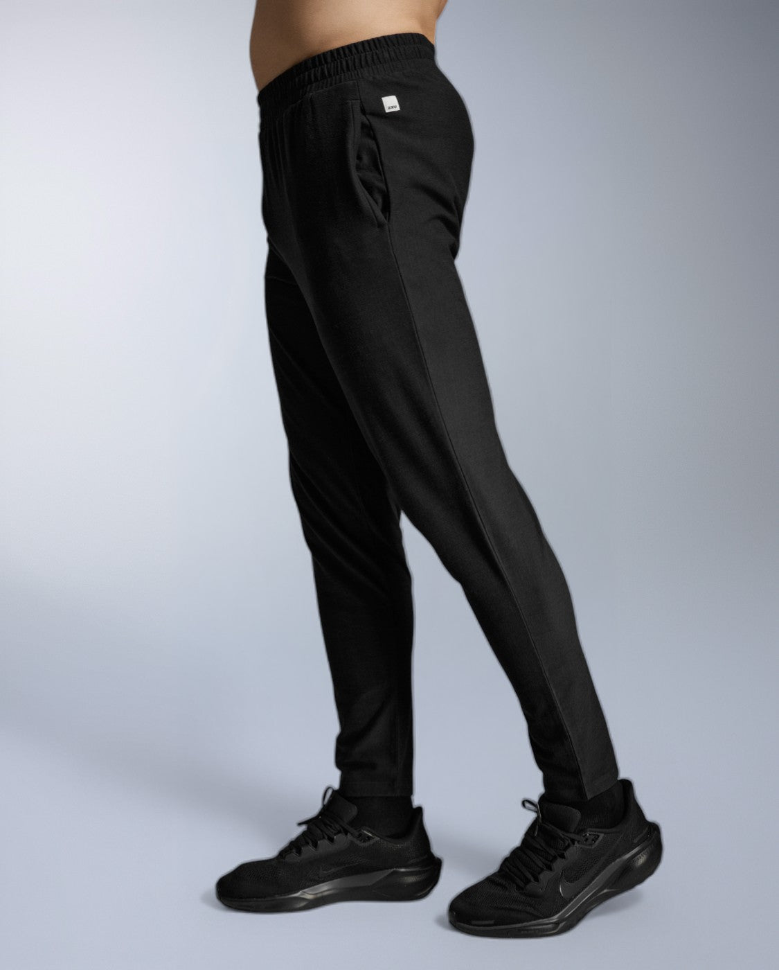 2xu-signature-jogger-herren-schwarz-stretch-schnelltrocknend image 2