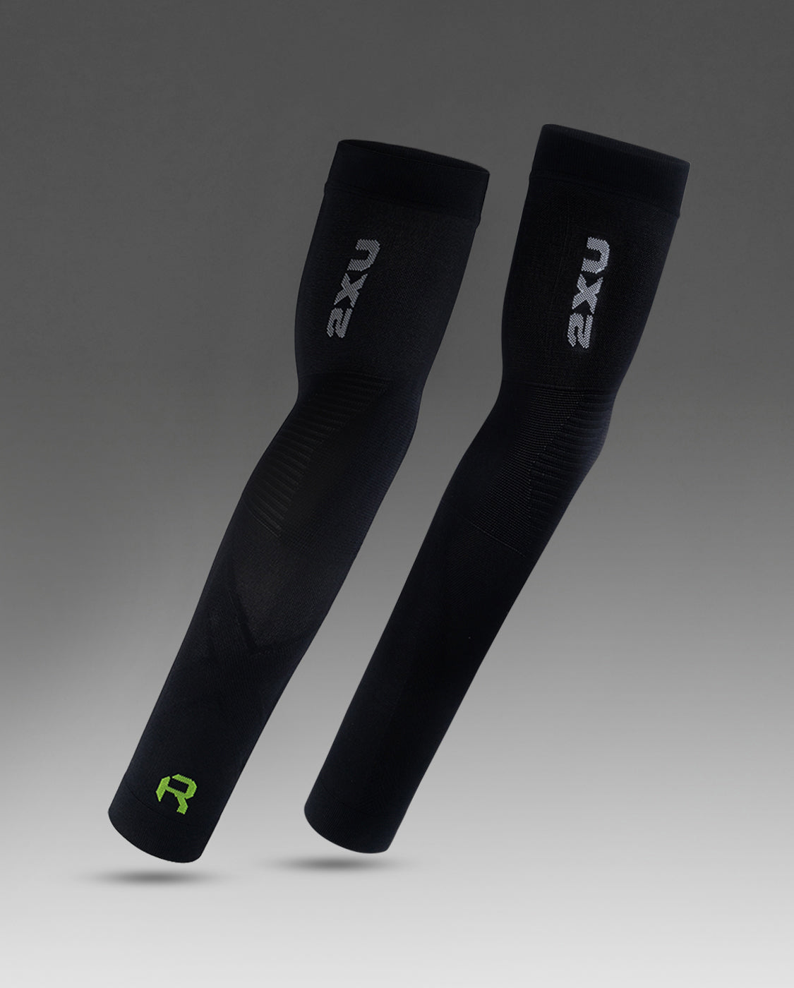 2xu-recovery-flex-arm-sleeves-kompression-black-nero image 2