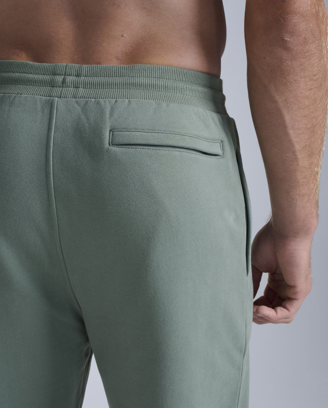 2xu-ez-straight-leg-organic-cotton-trackpants-herren-fern-bio image 8
