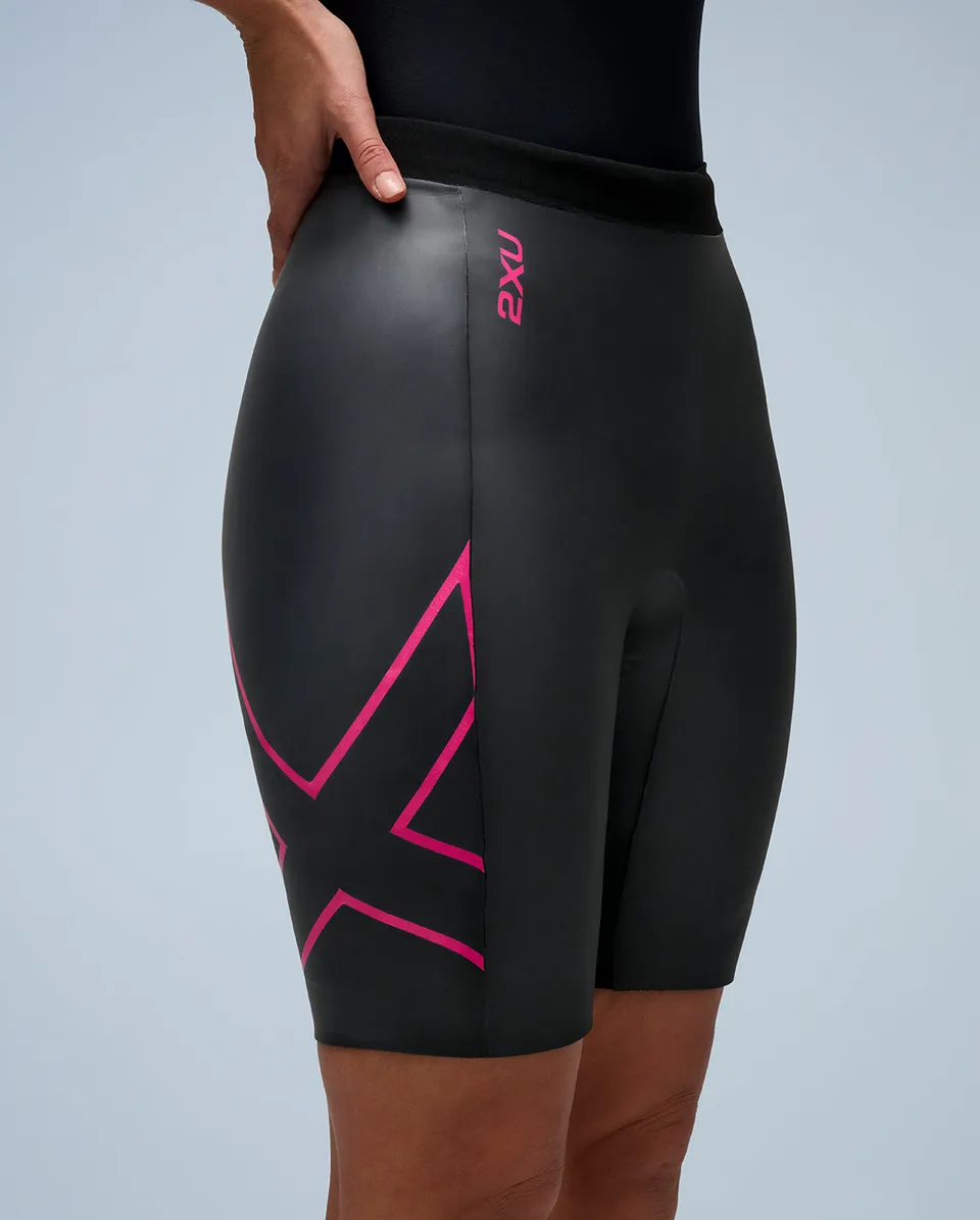2xu-propel-buoyancy-short-neopren-damen-black-fuchsia image 1
