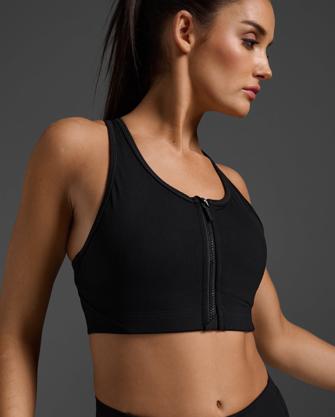 2xu-motion-zip-bra-sport-bh-schwarz-weiss-high-impact image 7