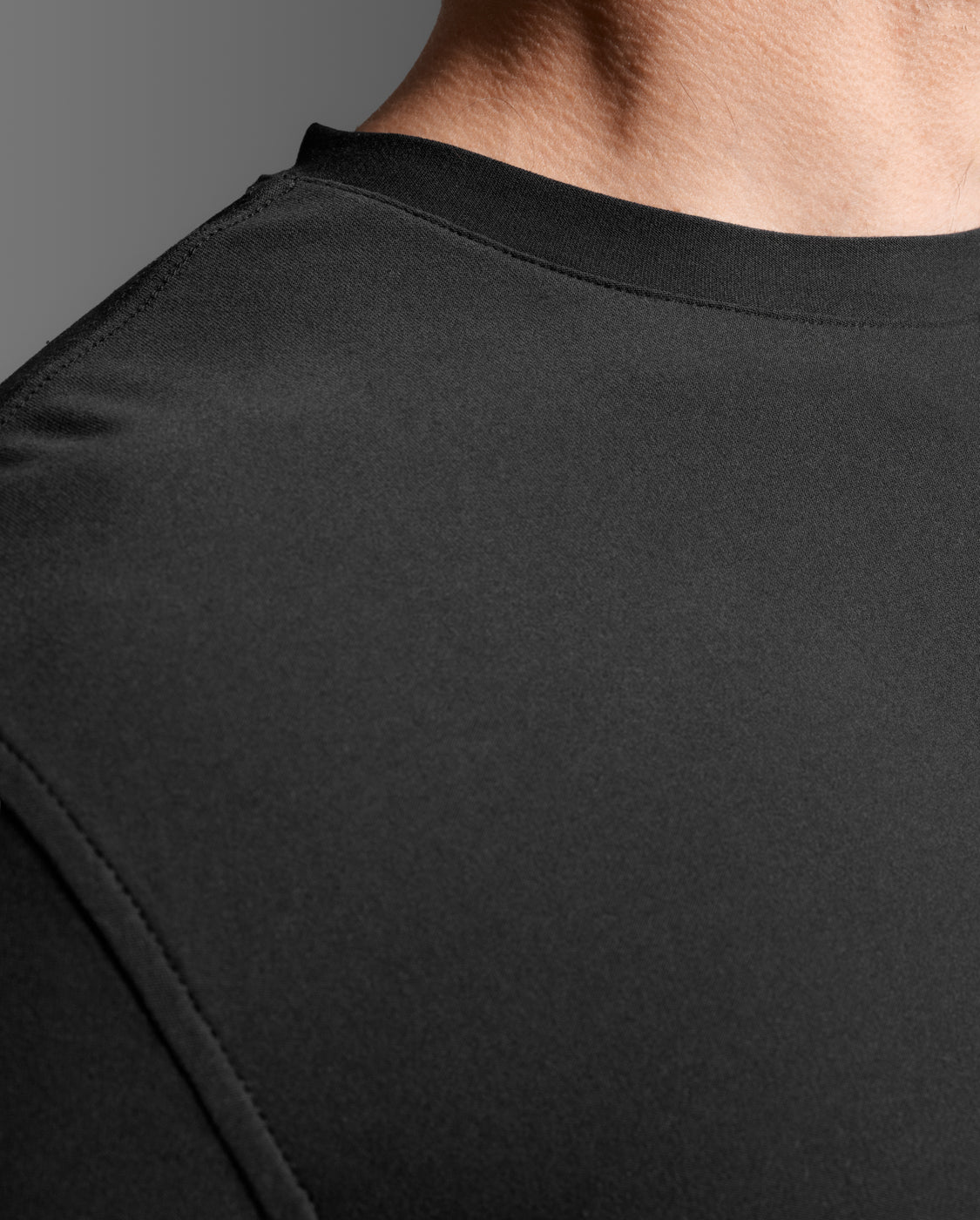 2xu-signature-tee-herren-t-shirt-schwarz-kurzarm image 8