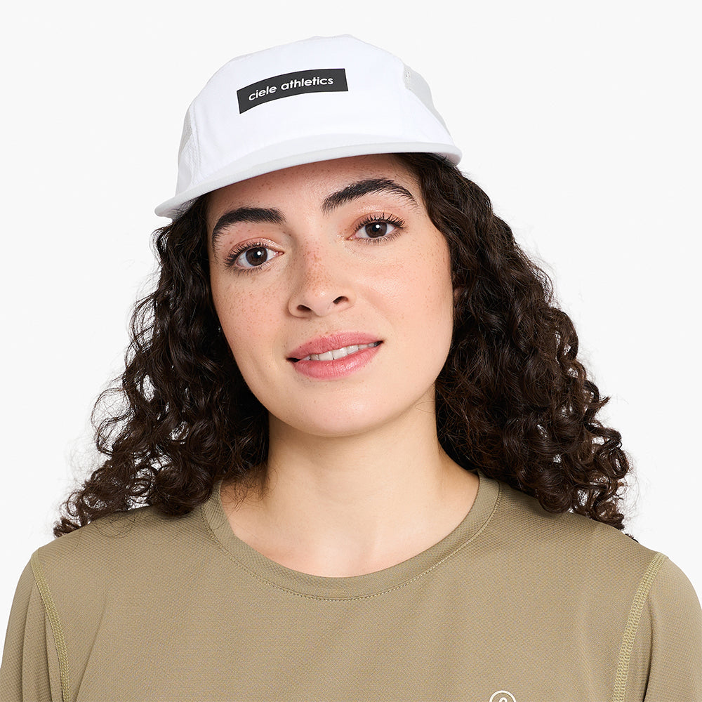 ciele-gocap-field-laufcap-iconic-bar-white-light-grey image 2