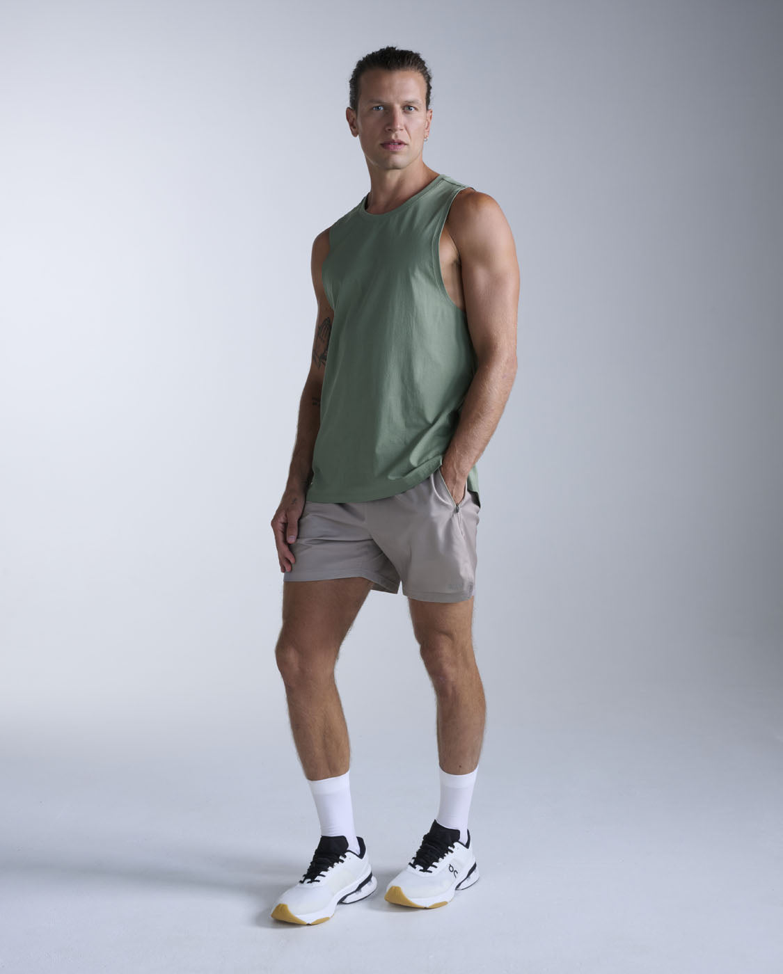 2xu-motion-cotton-flex-tank-tank-top-fern-herren image 6