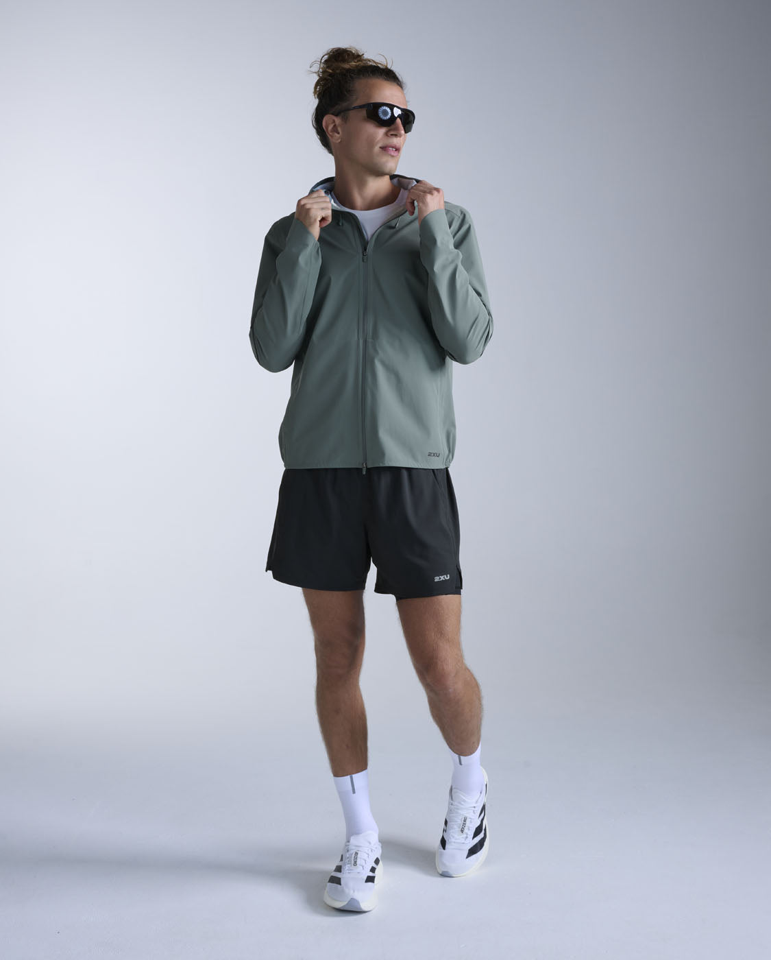 2xu-ignition-shield-regenjacke-herren-olive-wasserdicht image 1