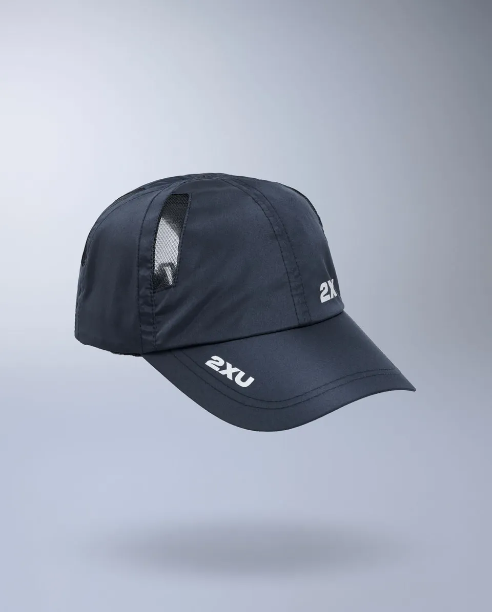 2xu-aero-run-cap-midnight-laufkappe image 1