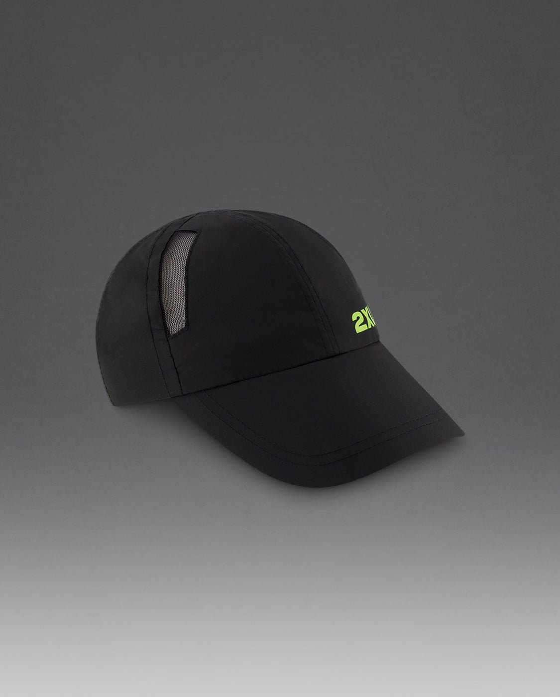2xu-aero-run-cap-laufkappe-schwarz-volt image 1
