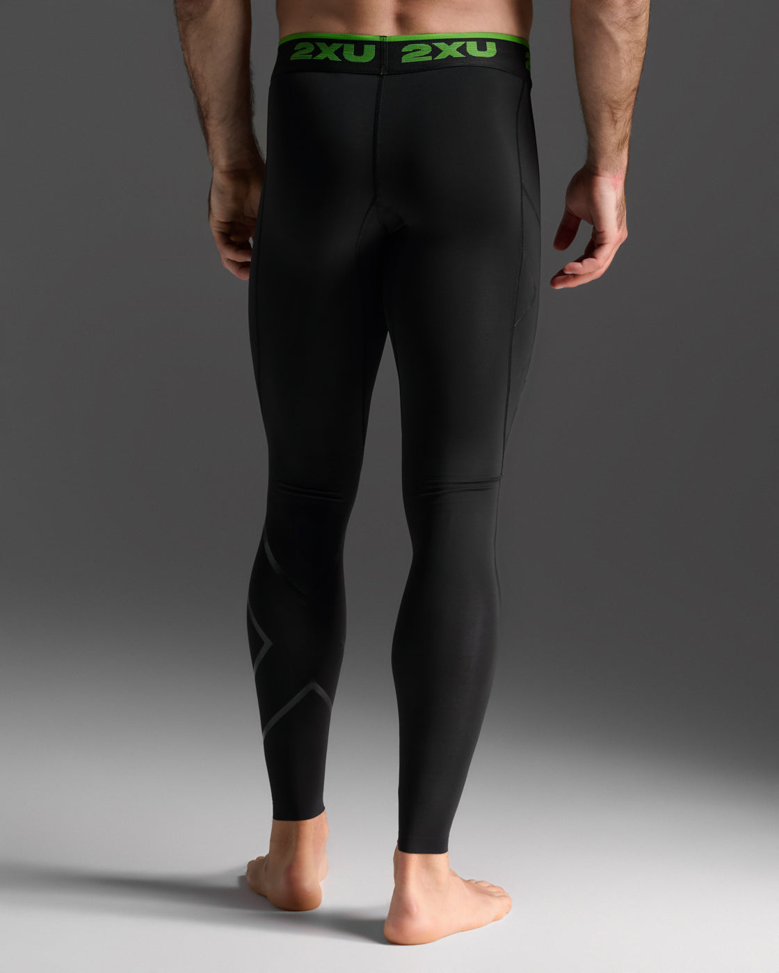 2xu-recovery-refresh-compression-tights-herren-schwarz image 4