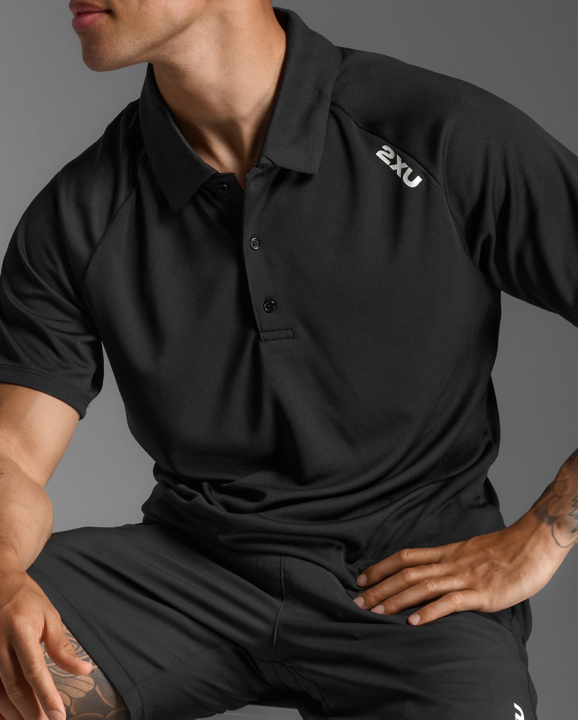 2xu-motion-aspire-polo-herren-black-kurzarm-sport image 6