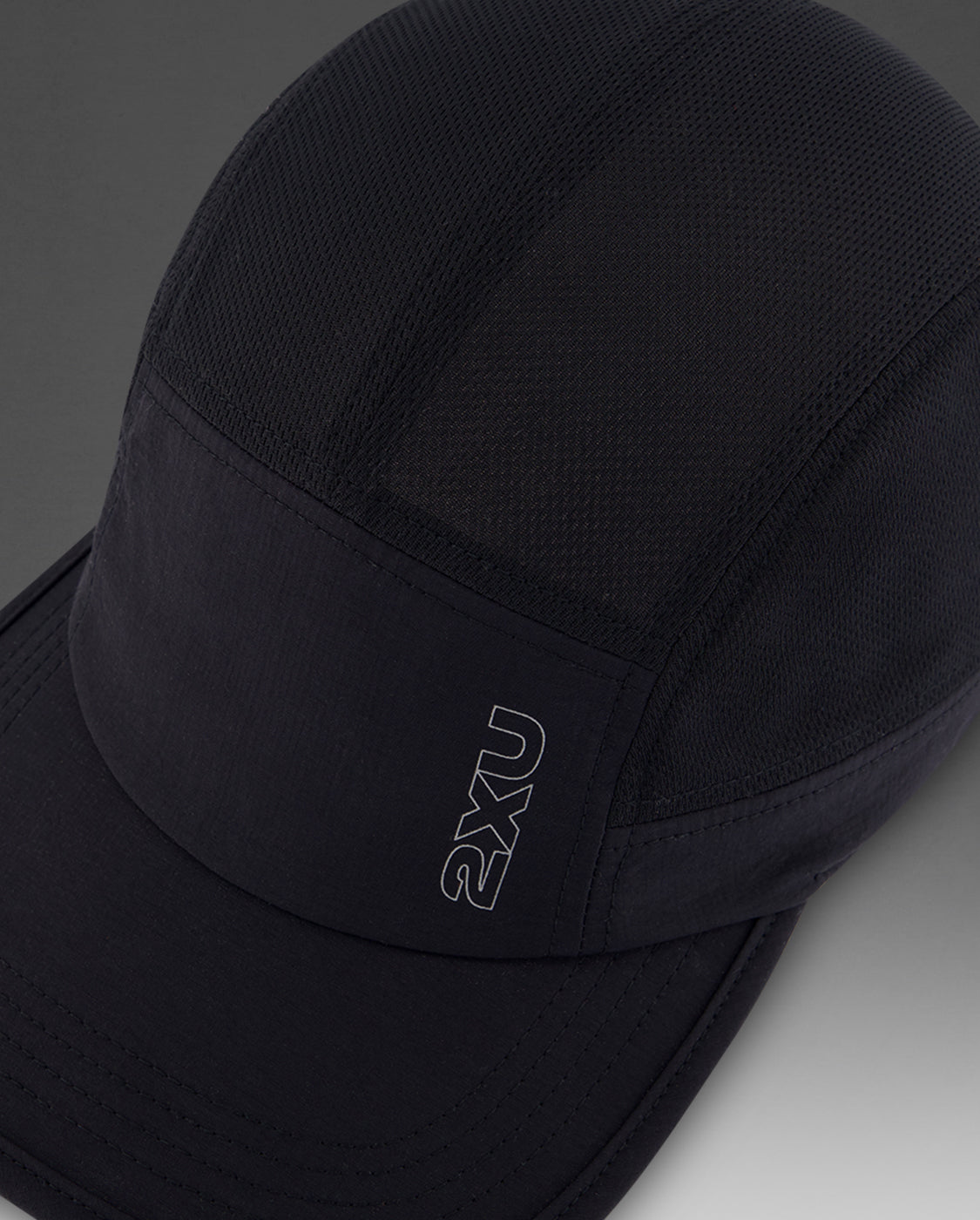2xu-light-speed-cap-laufcap-black-unisex-leicht image 4