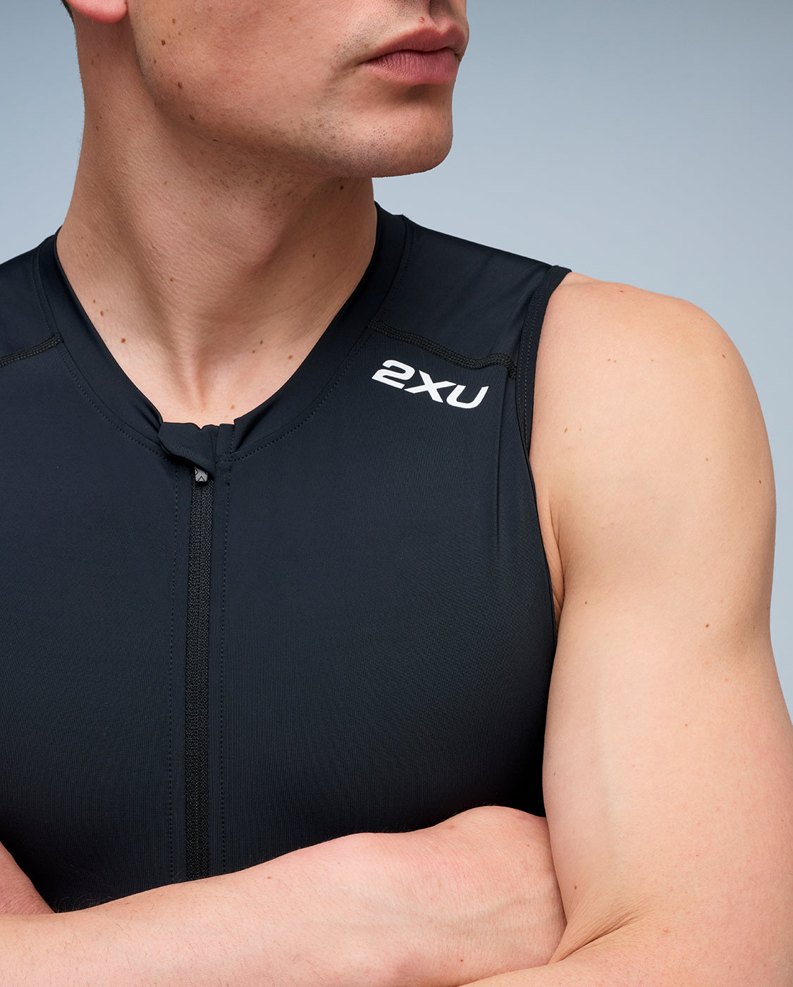 2xu-core-tri-tank-tri-top-herren-schwarz-fitted image 4