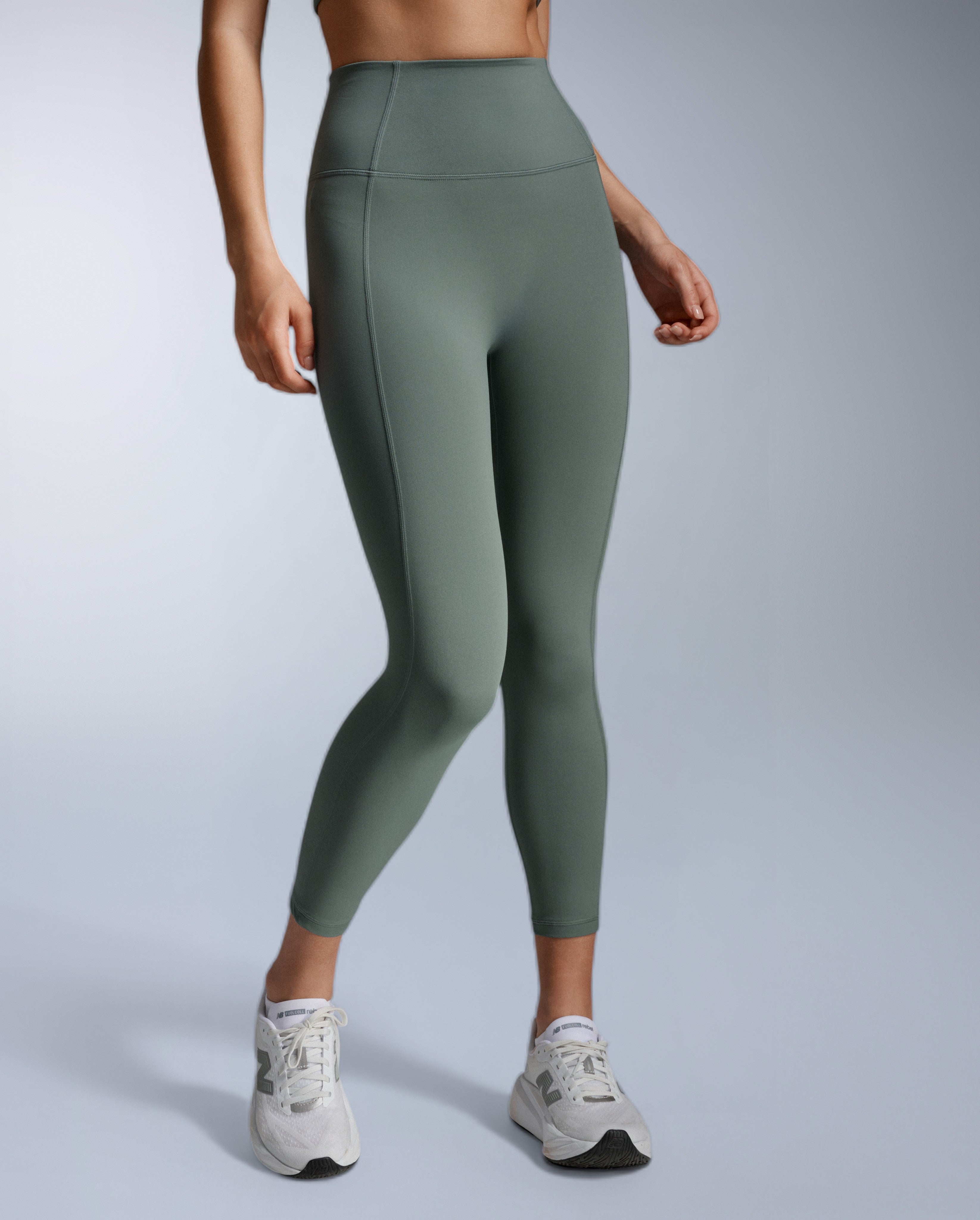 2xu-fluid-hi-rise-7-8-tights-leggings-oliver-leaf-damen image 1