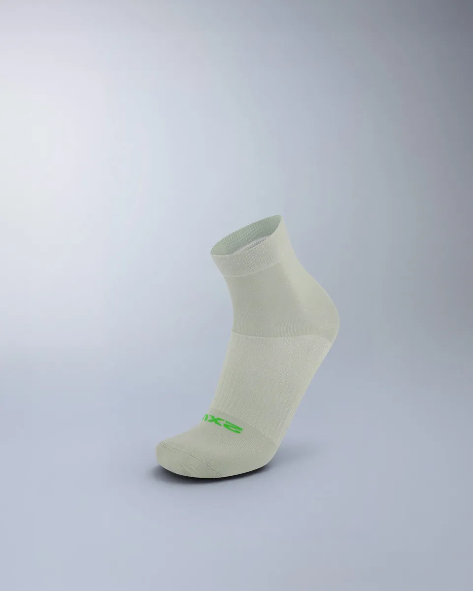 2xu-vectr-performance-crew-grip-socken-seafoam-unisex image 1