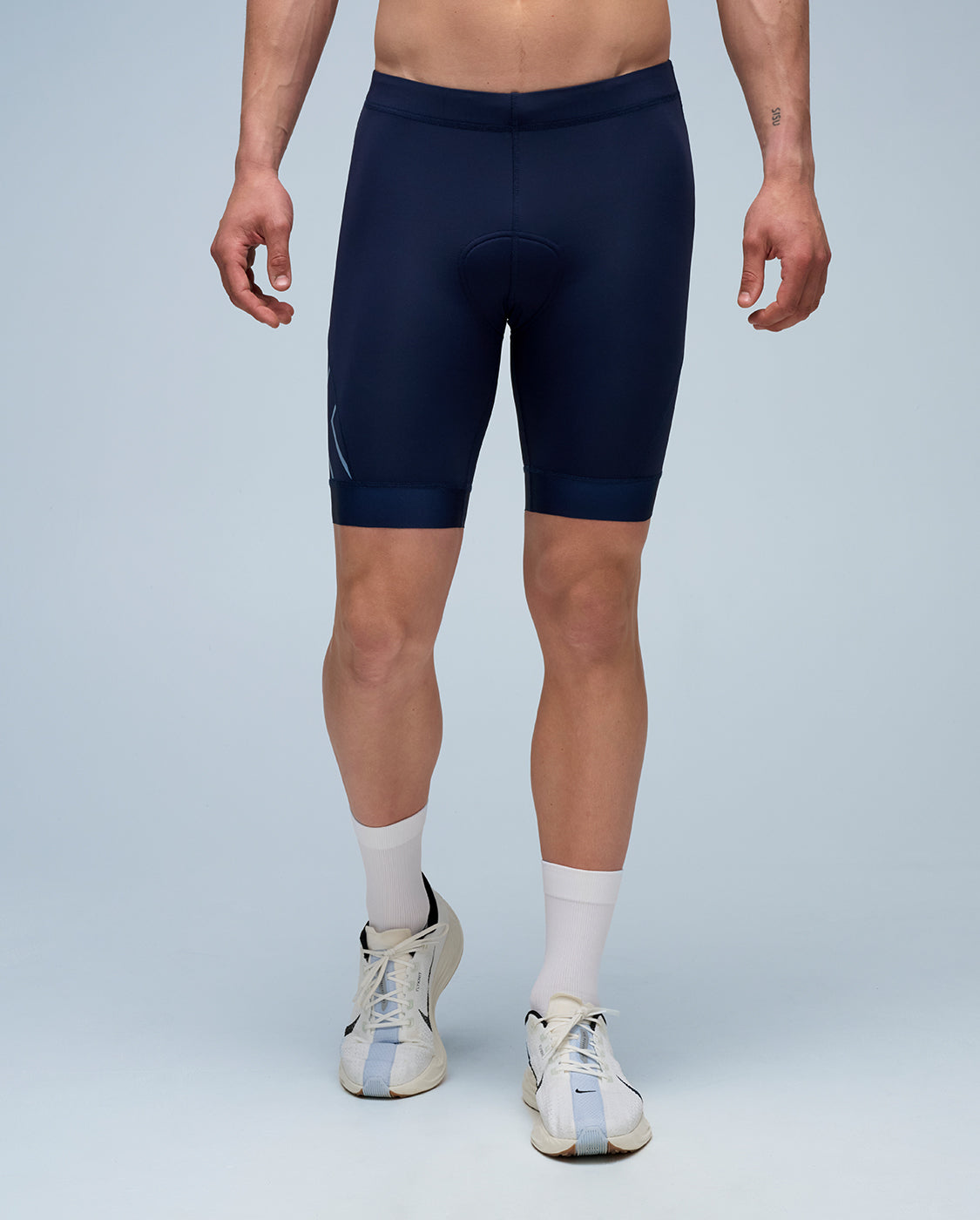 2xu-core-tri-8-inch-short-herren-midnight-kompression image 4