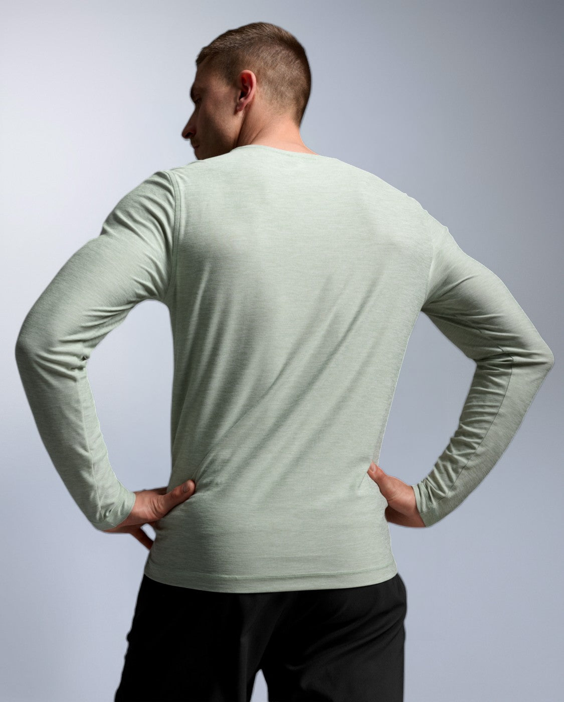 2xu-signature-long-sleeve-herren-eukalyptus-jersey image 8