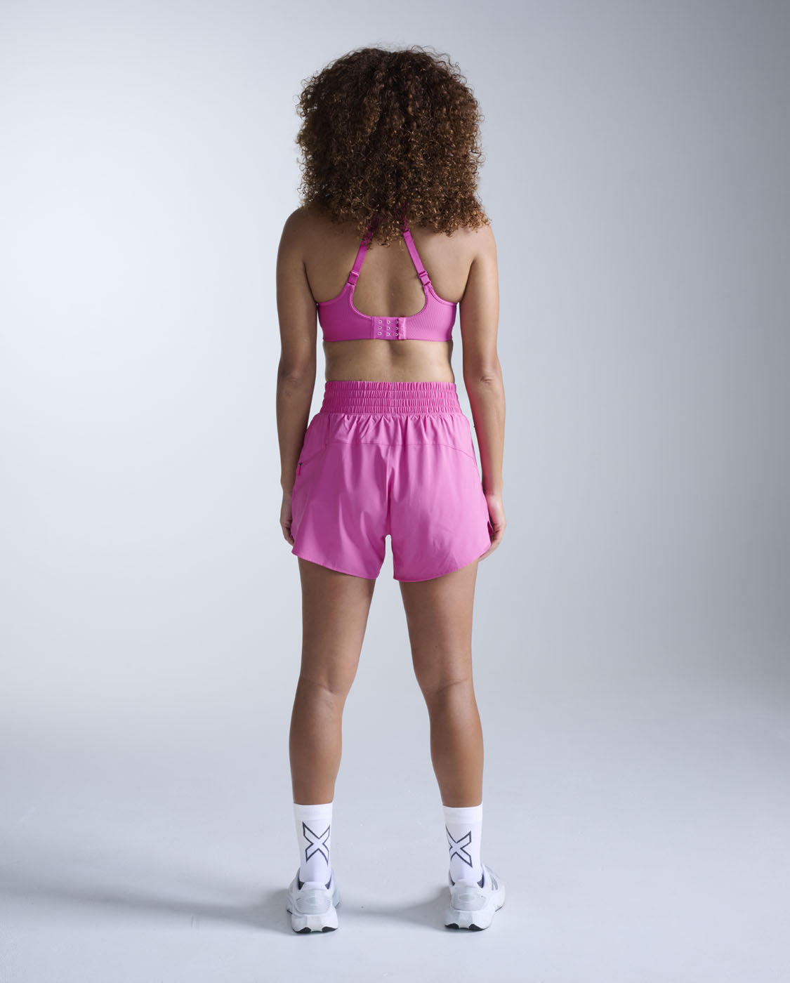 2xu-aero-mesh-medium-impact-sport-bh-rose-violet image 5