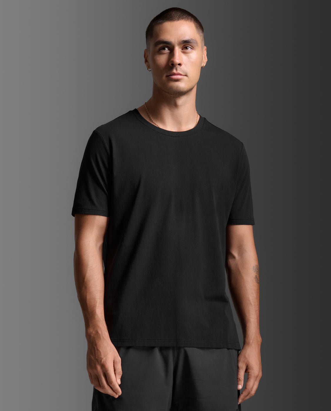 2xu-motion-cotton-flex-tee-t-shirt-herren-schwarz-baumwolle image 1