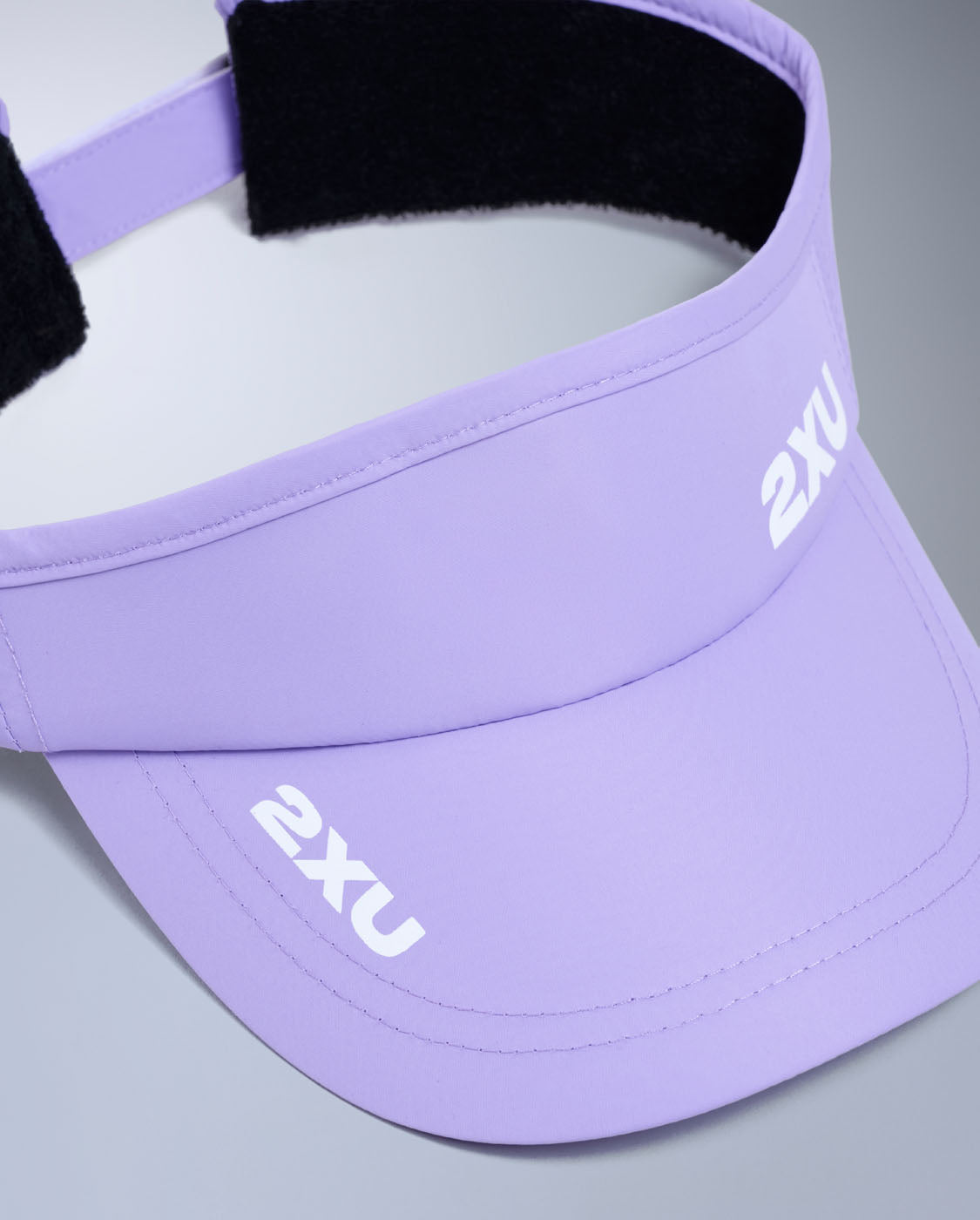 2xu-aero-run-visor-laufvisor-lavender-white-unisex image 4