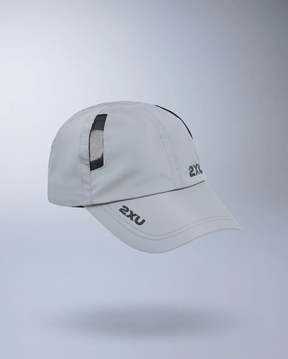 2xu-aero-run-cap-unisex-weathervane-black-leicht image 1