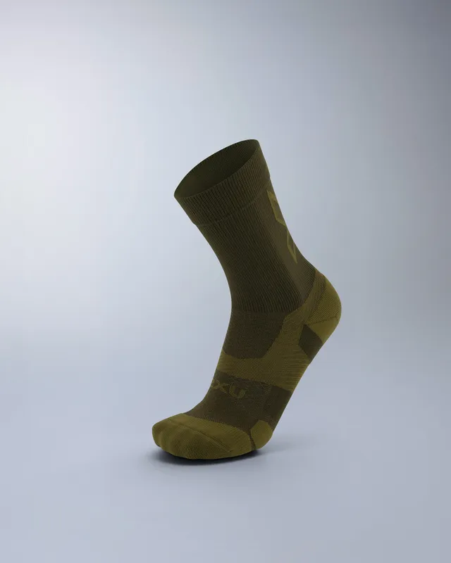 2xu-vectr-light-cushion-crew-socken-flint-hunter-green image 1