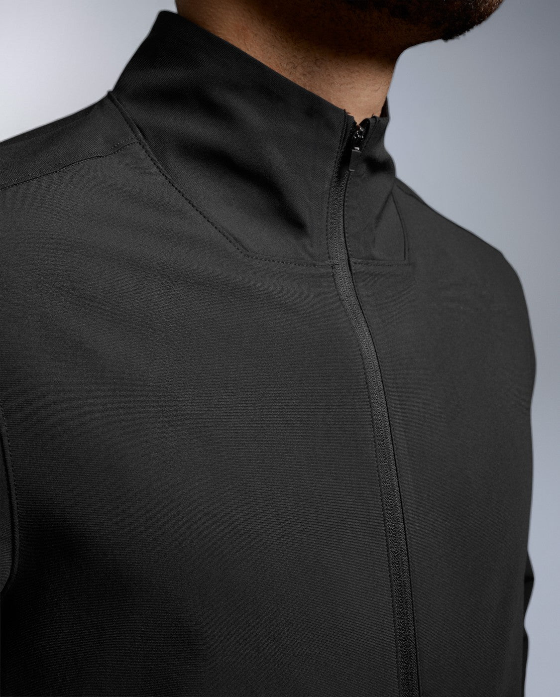 2xu-signature-hybrid-jacket-trainingsjacke-schwarz-stretch image 3