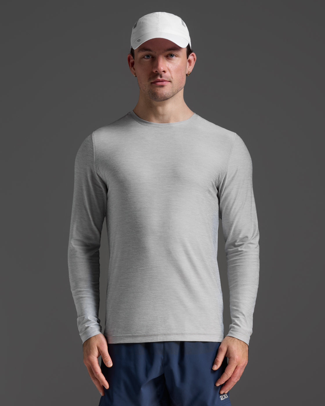 2xu-signature-langarmshirt-herren-harbor-mist-regular image 1
