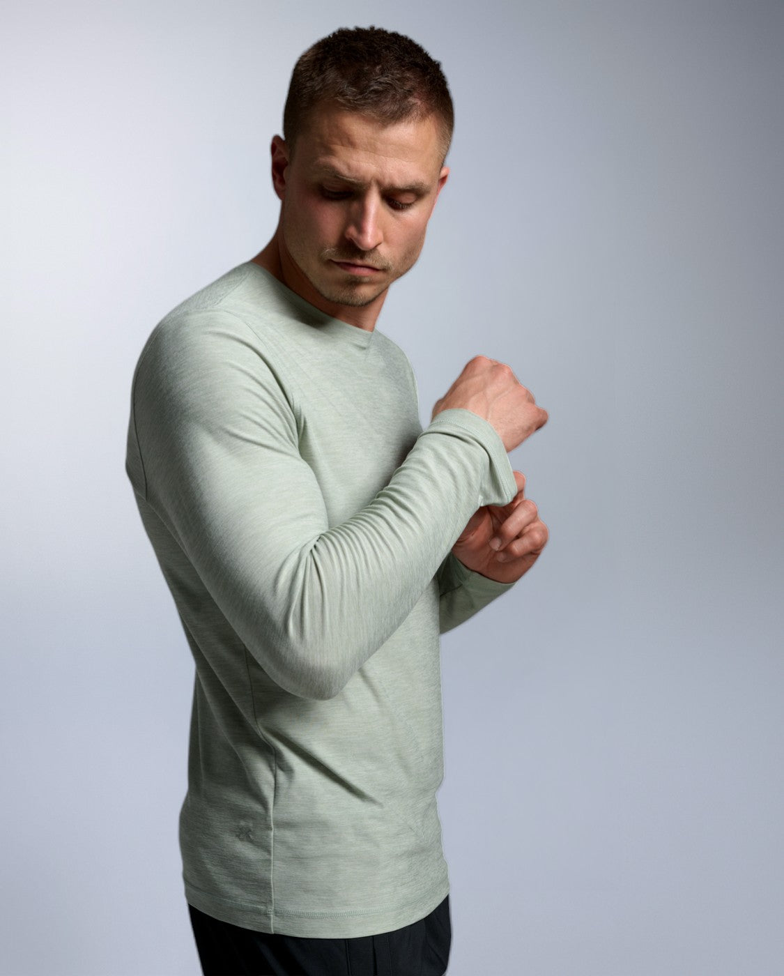 2xu-signature-long-sleeve-herren-eukalyptus-jersey image 5