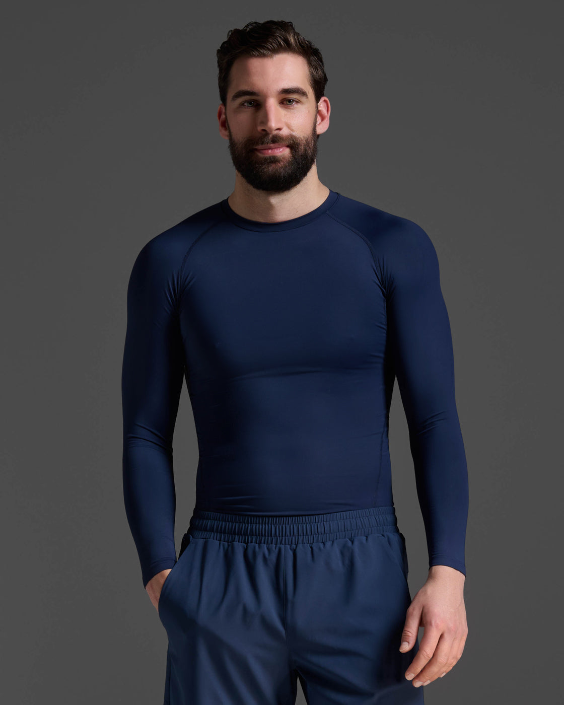 2xu-core-compression-long-sleeve-kompressionsshirt-navy image 1