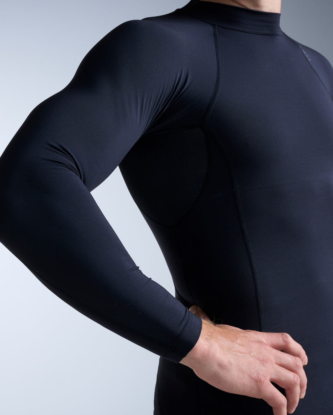 2xu-ignition-compression-longsleeve-herren-black image 3