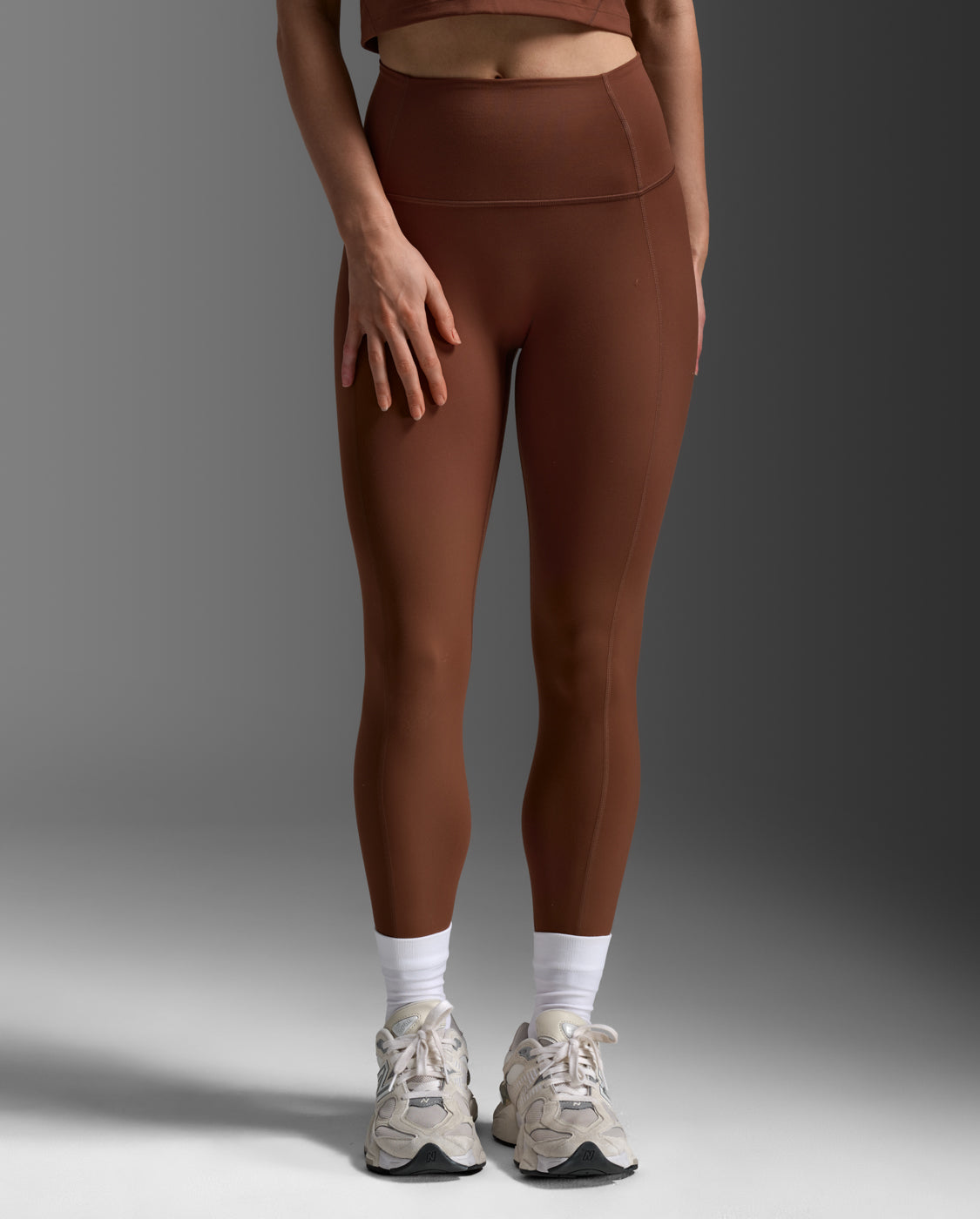 2xu-fluid-hi-rise-tights-damen-leggings-sepia image 1