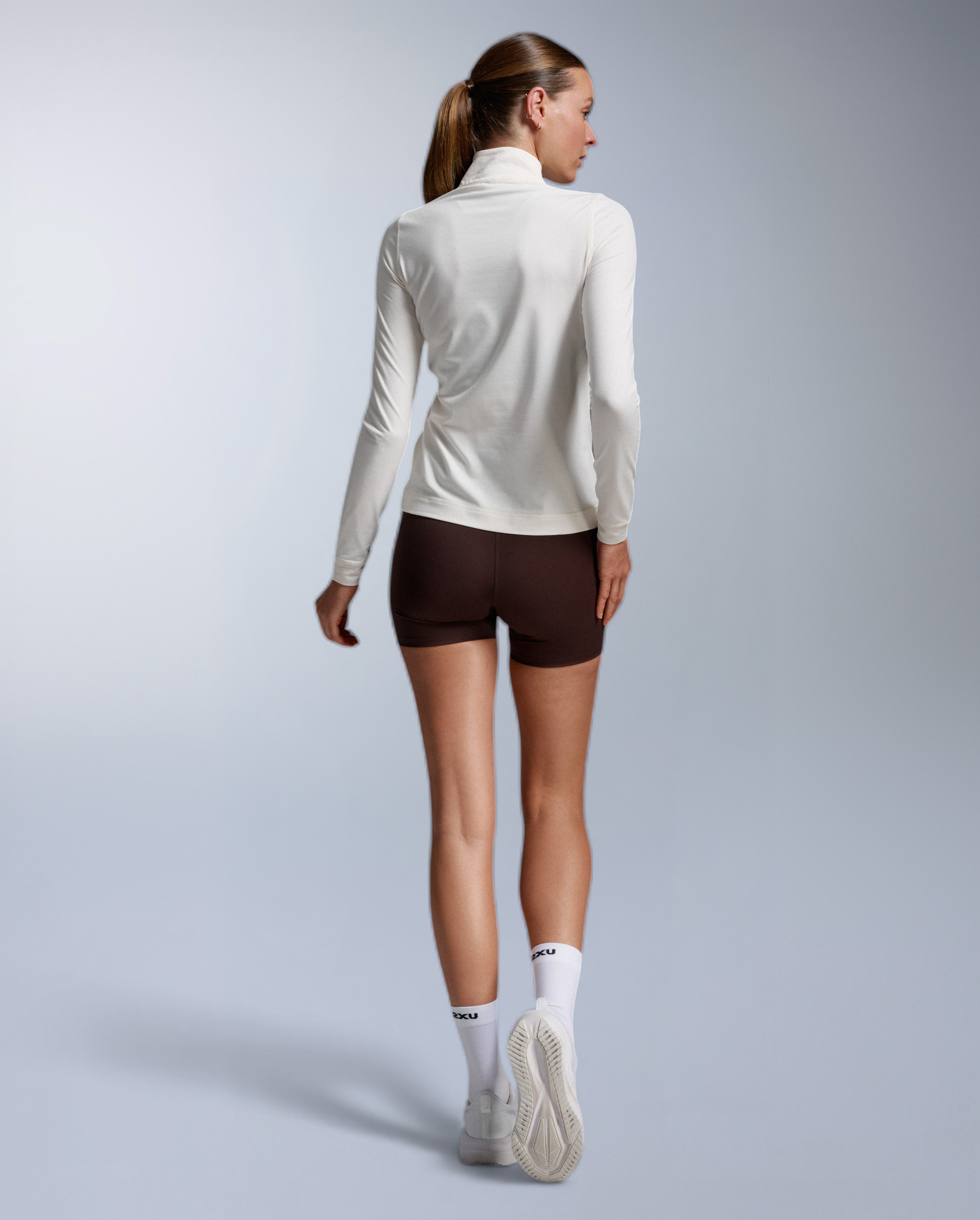 2xu-flex-1-2-zip-long-sleeve-langarmshirt-damen-chalk image 7