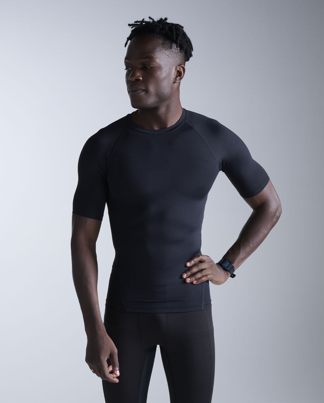 2xu-core-compression-short-sleeve-shirt-herren-schwarz image 1