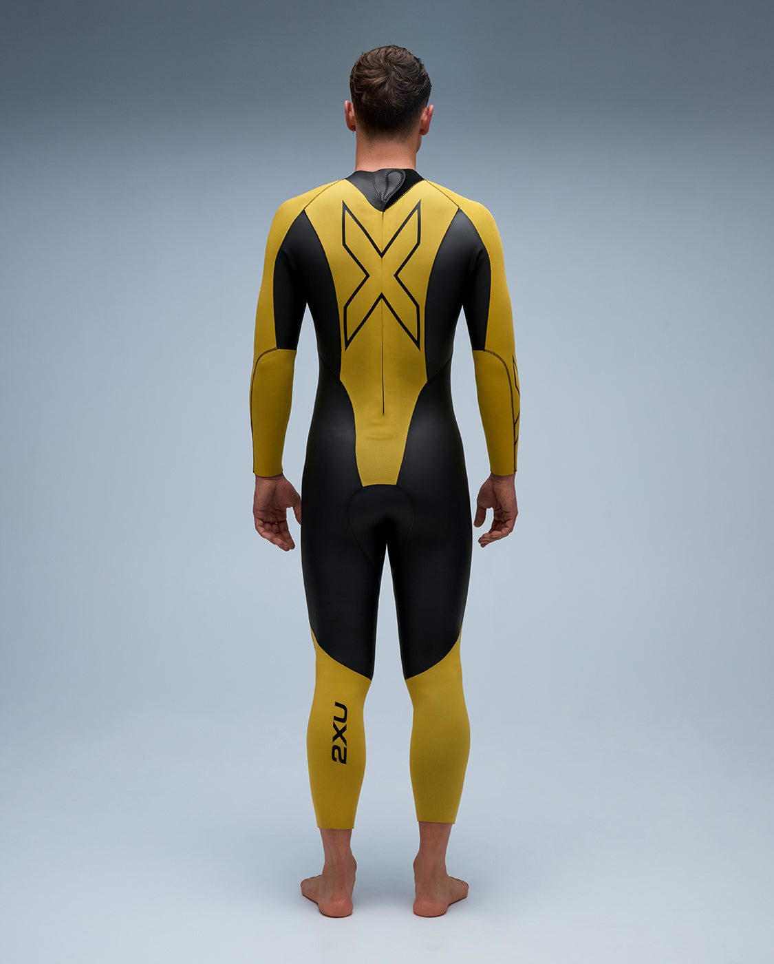 2xu-propel-open-water-wetsuit-herren-black-ambition image 2