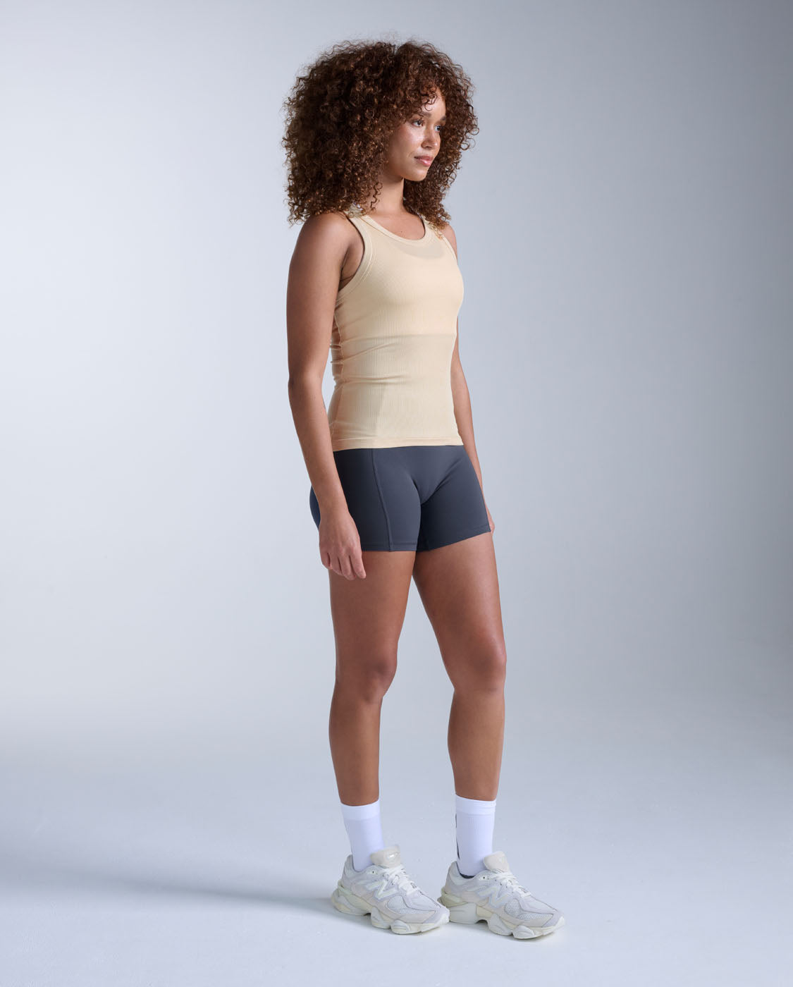 2xu-fluid-modal-ribbed-tank-mojave-atmungsaktiv image 7