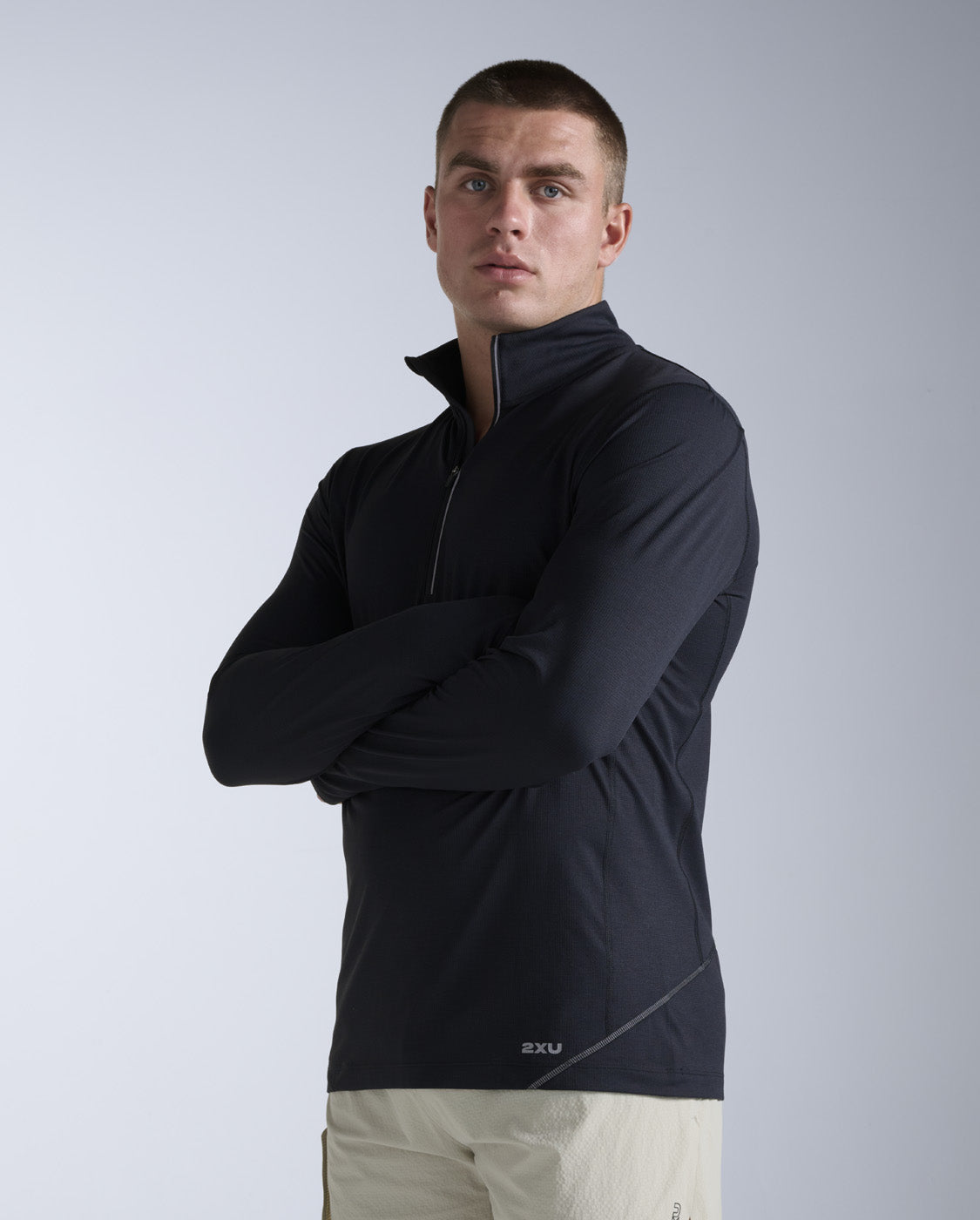 2xu-aero-trail-1-2-zip-langarmshirt-herren-schwarz-stretch image 7