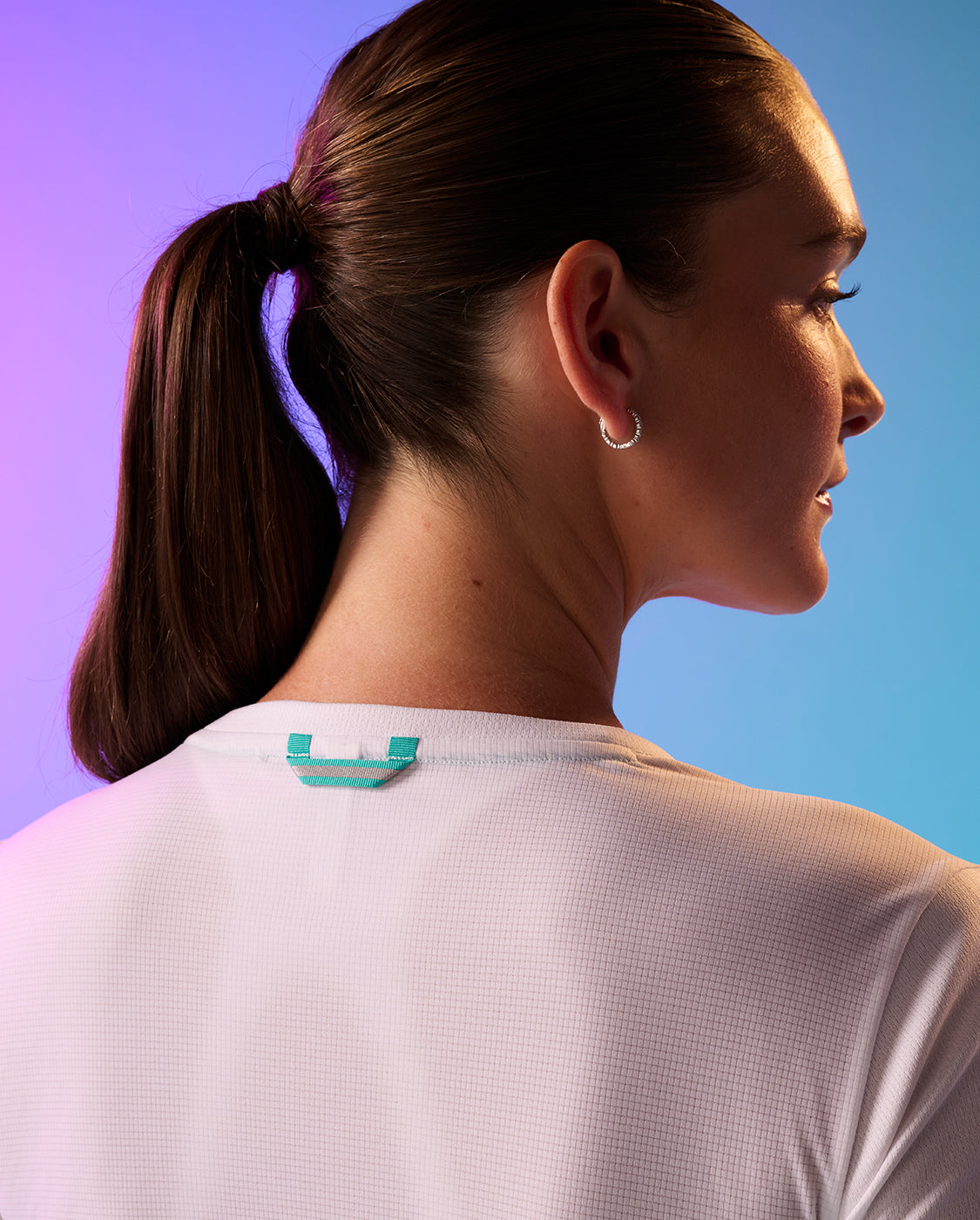 2xu-aero-laufshirt-damen-white-metro-mint-slim image 7