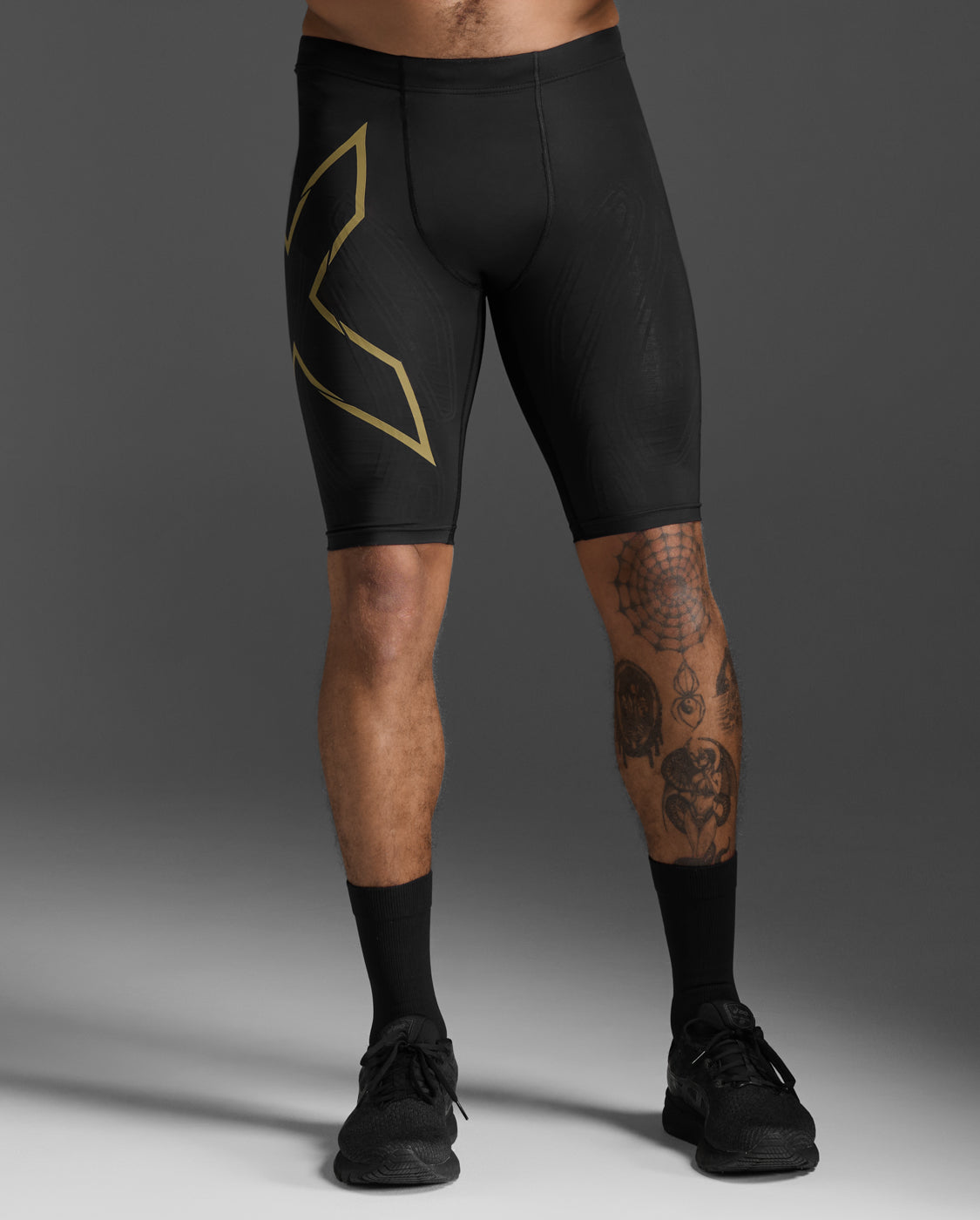 2xu-light-speed-compression-shorts-kompressionsshorts image 2